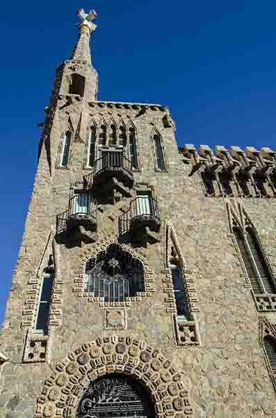 10 - Barcelona - Gaudí - Casa Bellesguard